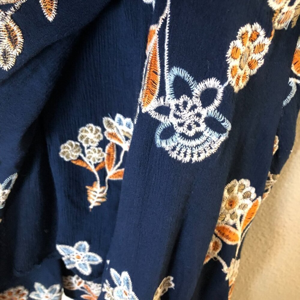 J.O.A JOA Los Angeles Revolve Embroidered Floral Dress Women's size S Navy Green - Picture 6 of 11